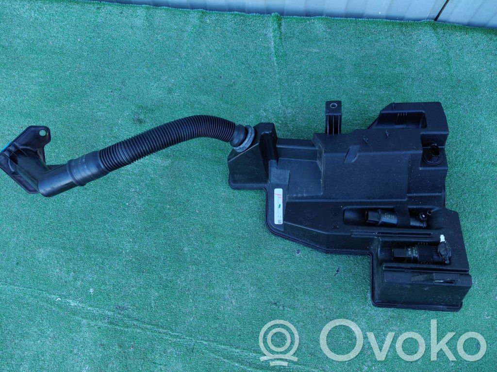 Audi e-tron Wischwasserbehälter 