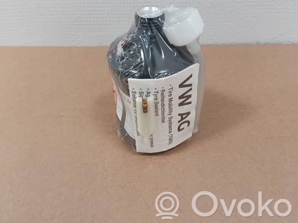 Inne części wnętrza samochodu   4L0012619B