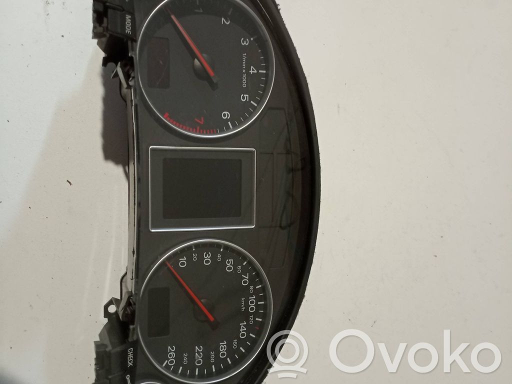 Audi A4 S4 B6 8E 8H Velocímetro (tablero de instrumentos) 