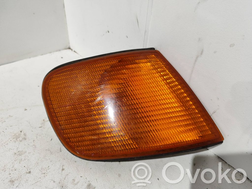 Audi 100 S4 C4 Front indicator light 