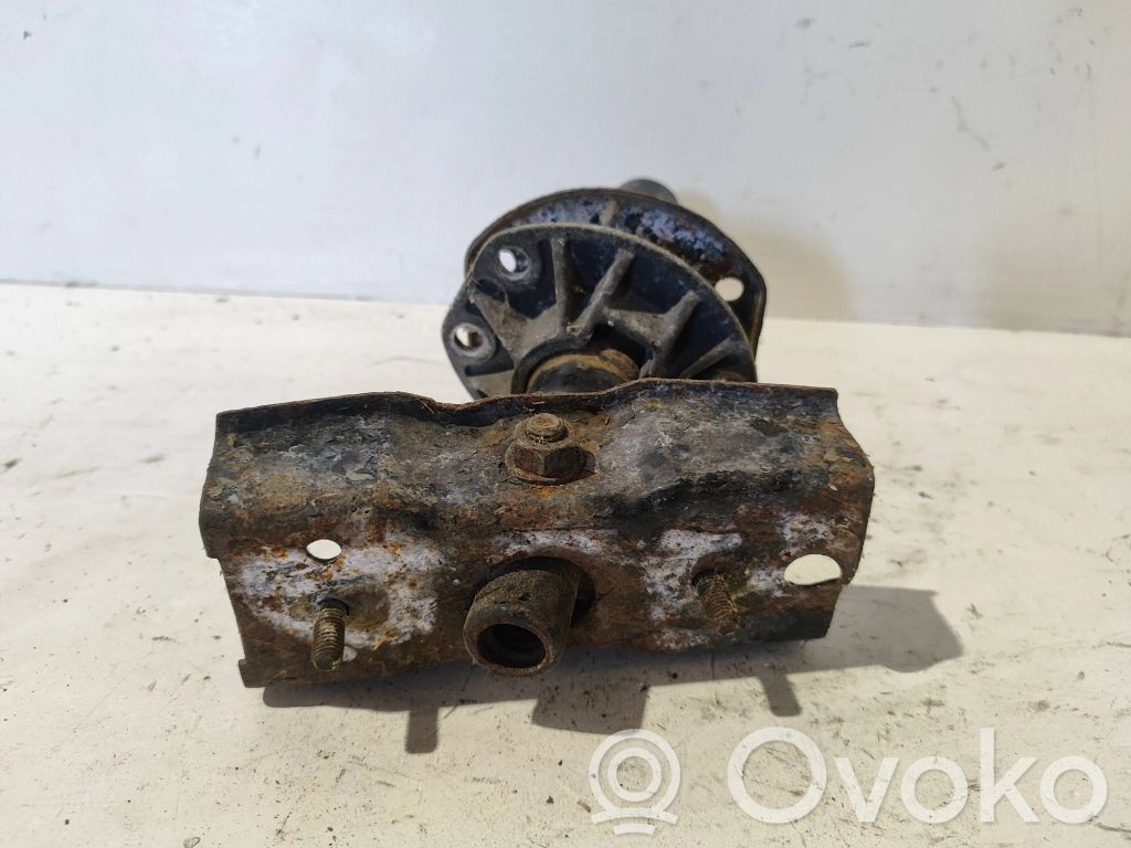 BMW 3 E36 Priekšpusē bampera turētājs 
