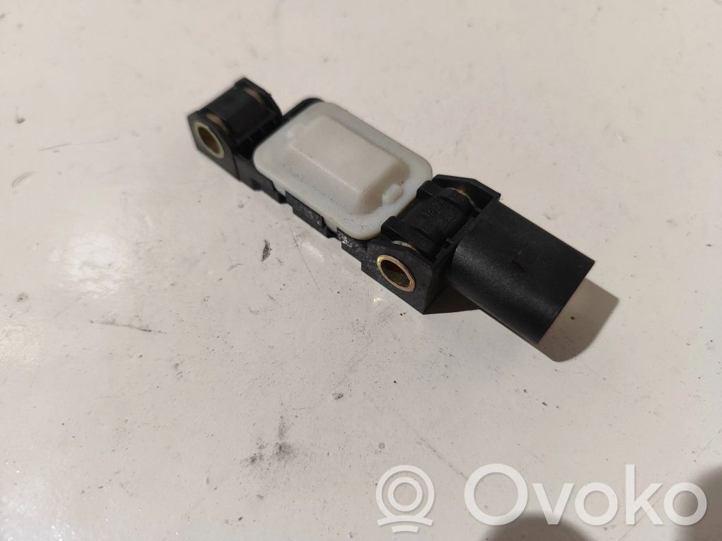 Audi A6 S6 C6 4F Czujnik uderzenia Airbag 