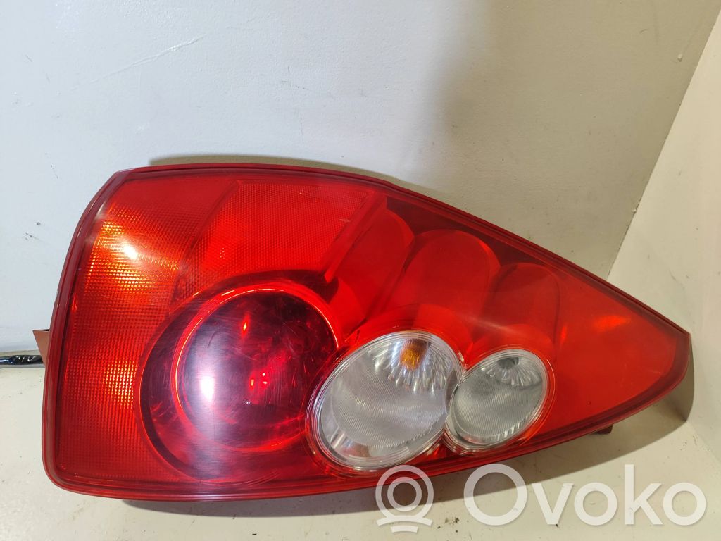 Mazda 5 Takavalot 