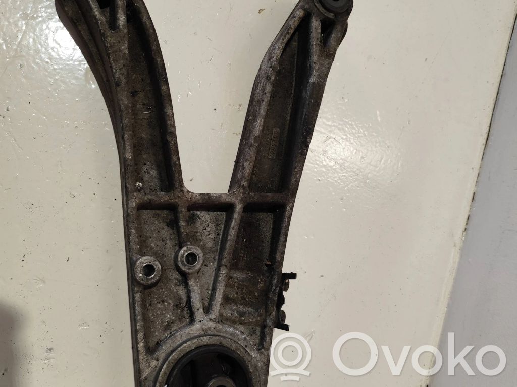 Engine mounting bracket   3524347,03587