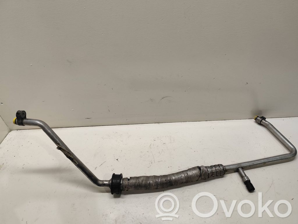 BMW X5 E53 Ilmastointilaitteen putki (A/C) 
