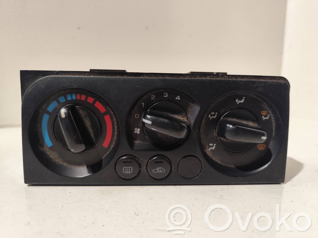 Subaru Legacy Climate control unit 