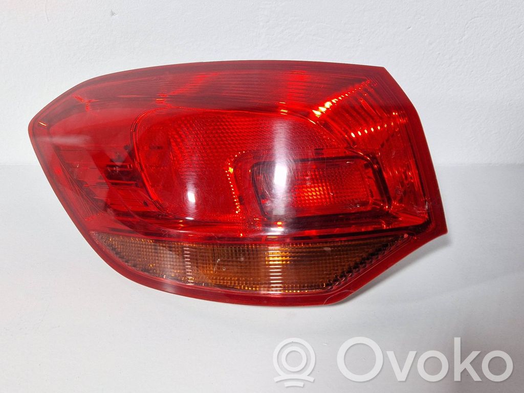 Opel Astra J Rear/tail lights 