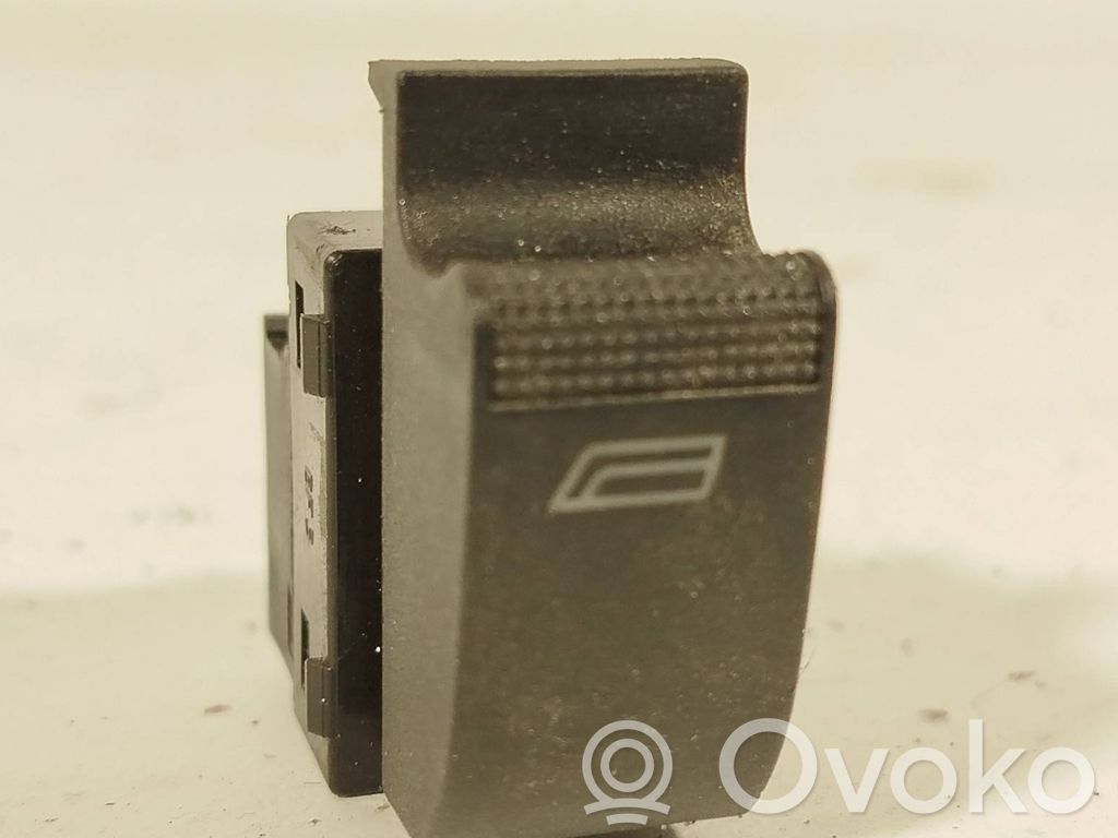 Audi A3 S3 8L Electric window control switch 