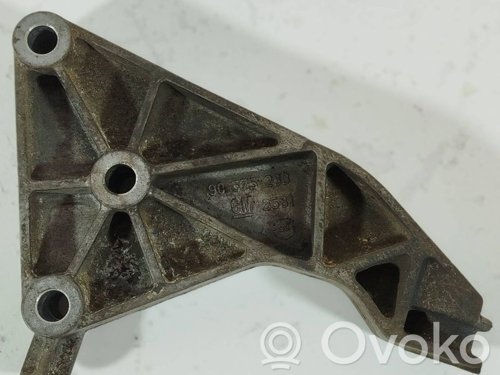 Opel Astra G Engine mounting bracket 