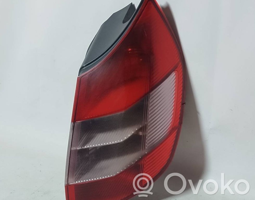 Renault Scenic II -  Grand scenic II Aizmugurējais lukturis virsbūvē 