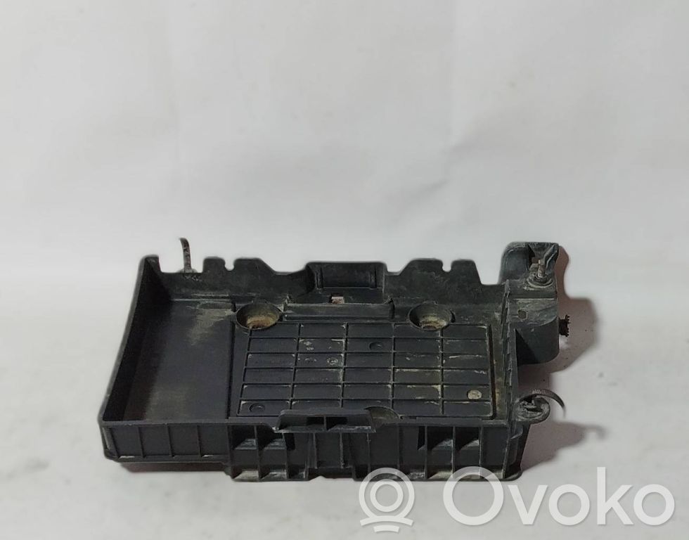 Renault Scenic II -  Grand scenic II Battery tray 