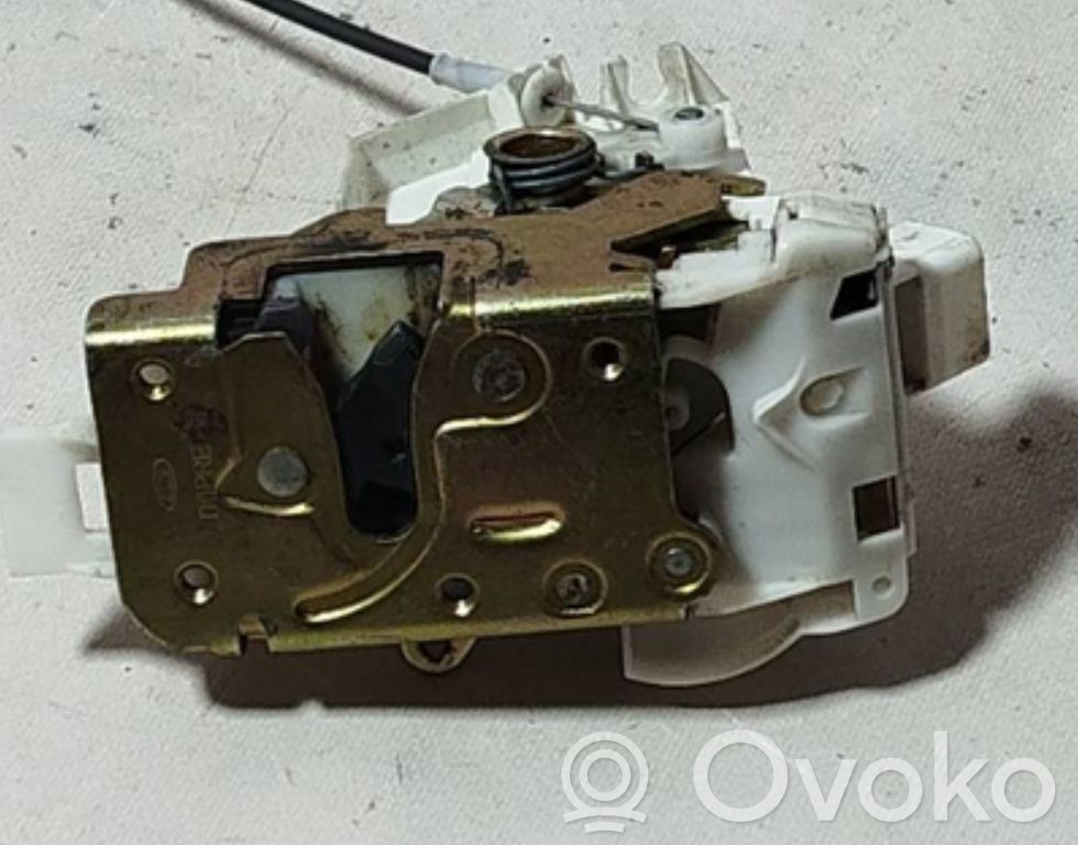 Ford Mondeo Mk III Etuoven lukko 