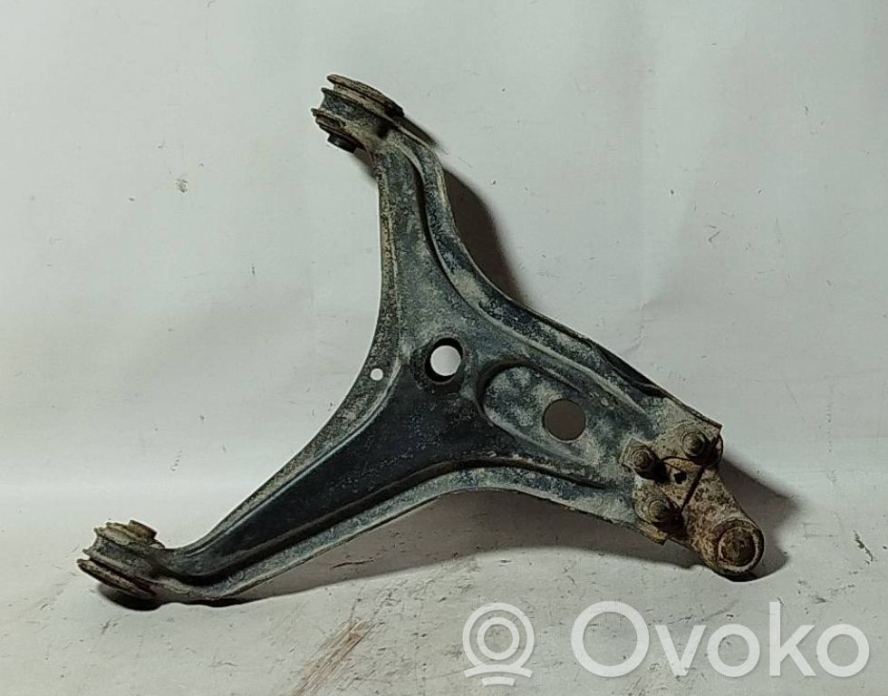 Audi 80 90 S2 B4 Front lower control arm/wishbone 