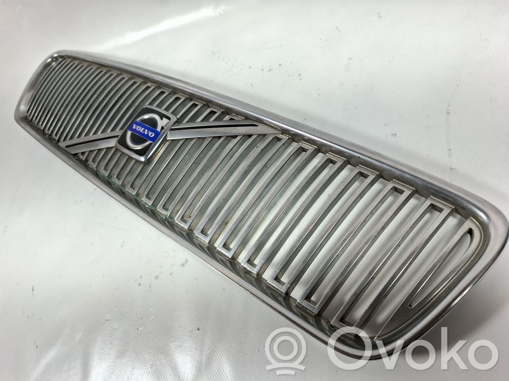 Volvo S40 Front grill 