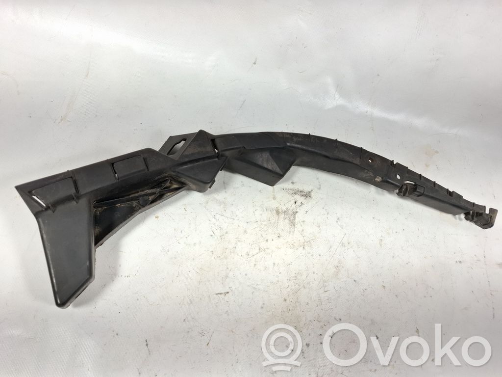 Volkswagen PASSAT B5 Front bumper mounting bracket 