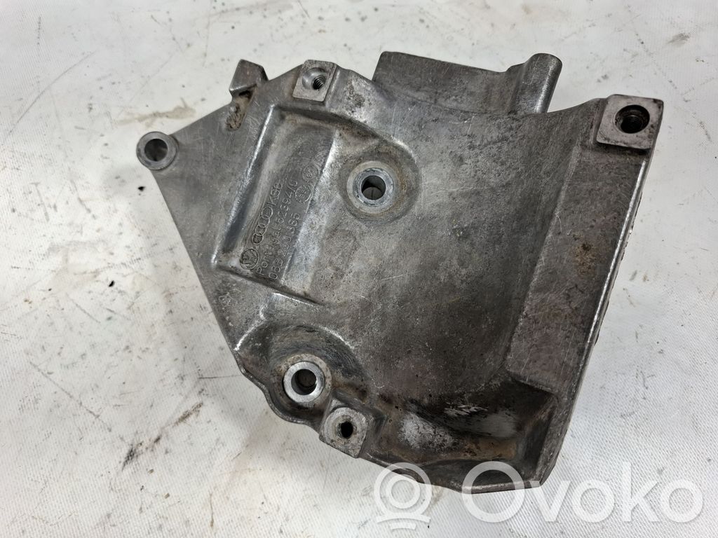 Volkswagen PASSAT B5 Suport montaj compresor A/C 