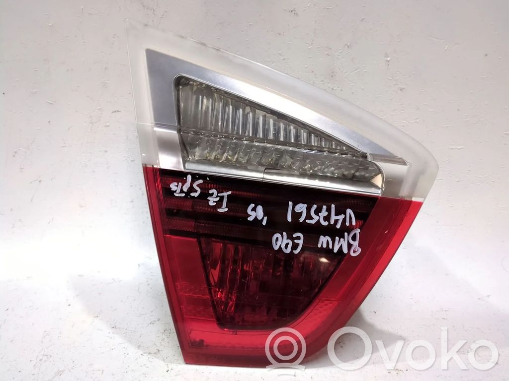 Rear/tail lights   6937459