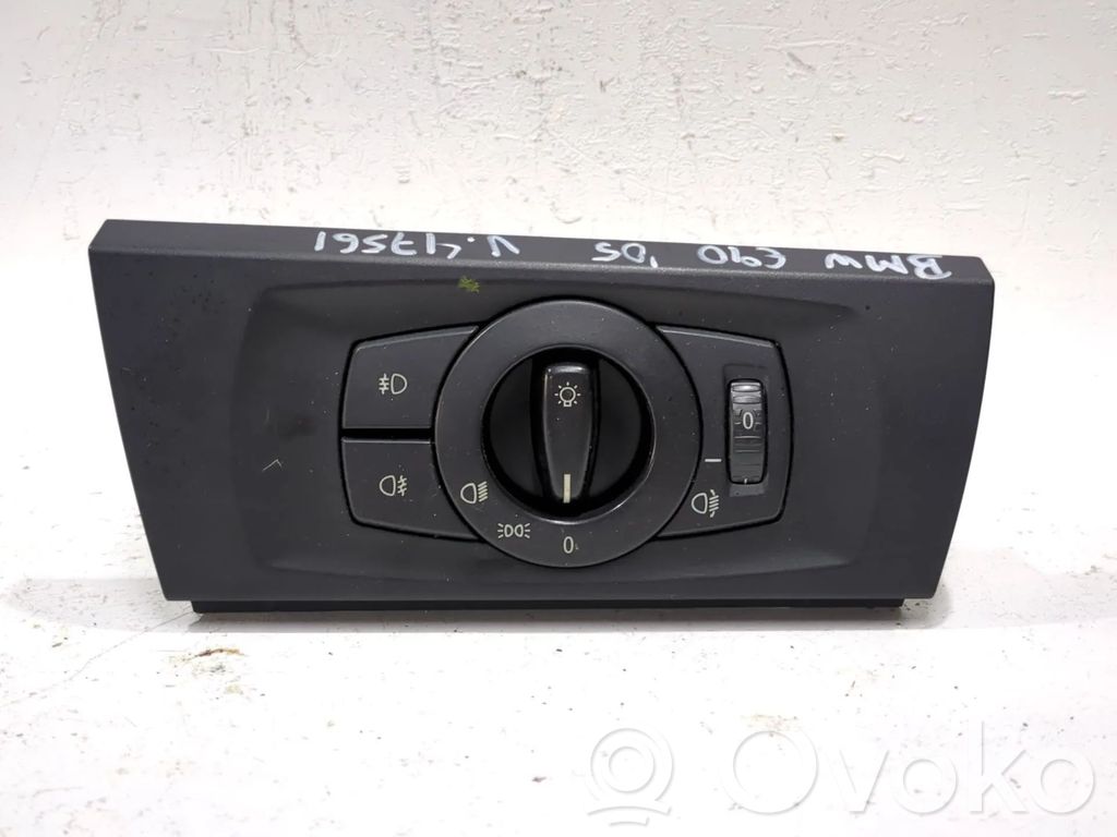 Panel lighting control switch   6932794