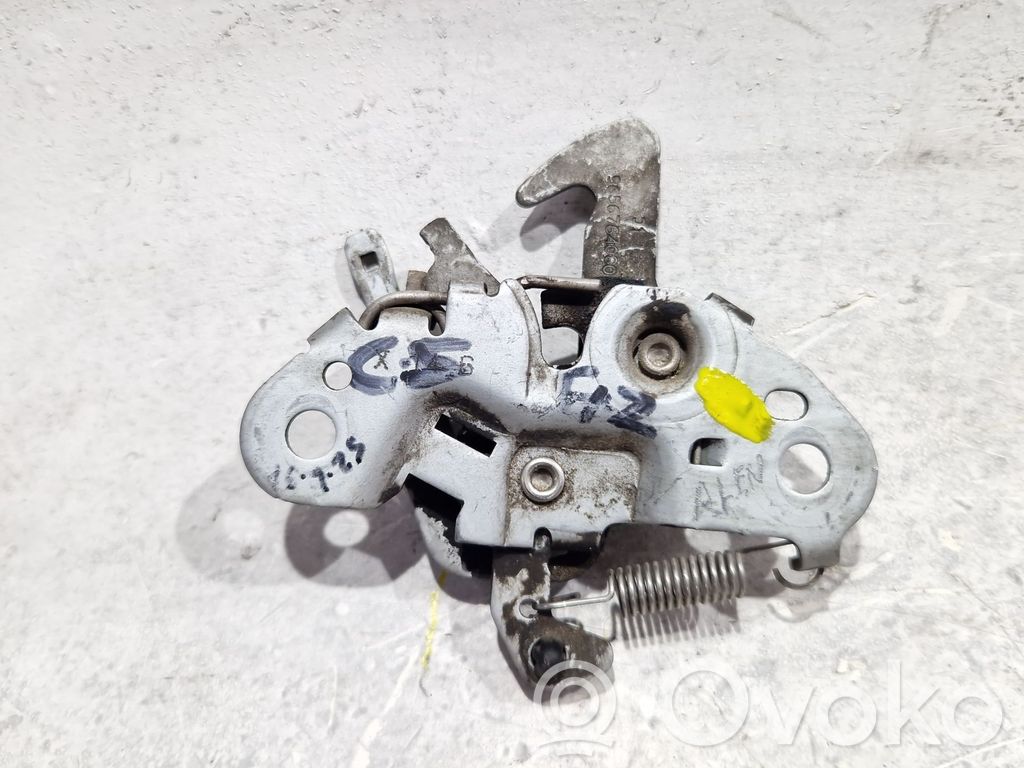 Tie down hook / loop   964634478002