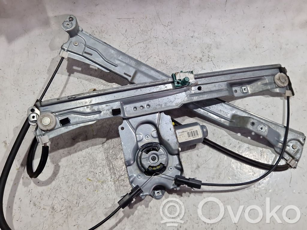 Renault Clio III Front door electric window regulator 