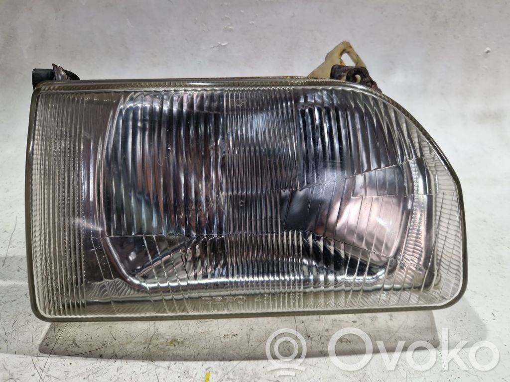 Ford Escort Priekšējais lukturis 
