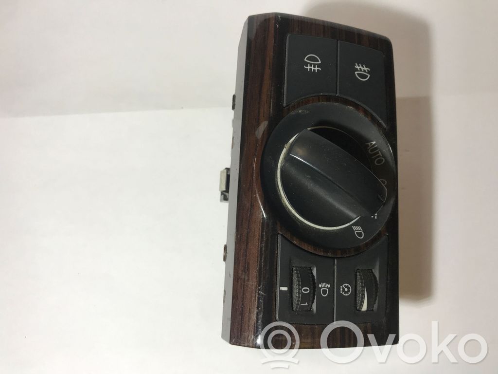 Light switch   96672907