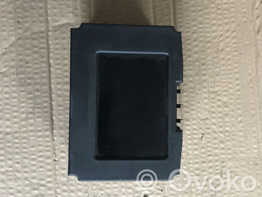 Opel Omega B1 Screen/display/small screen 