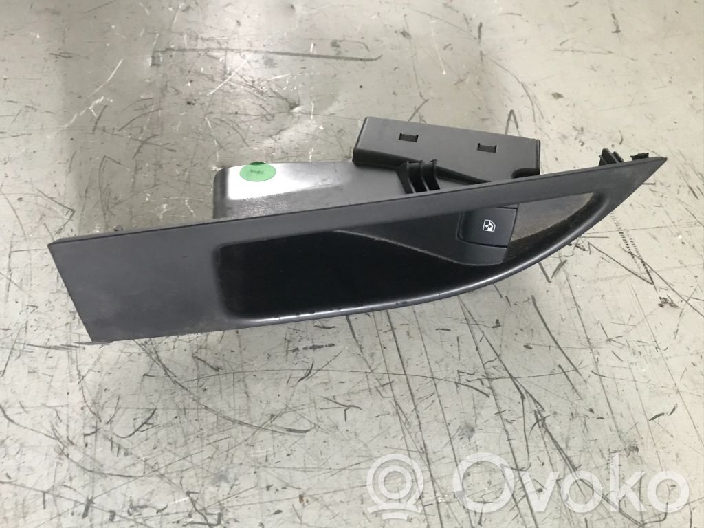 Opel Insignia A Electric window control switch 