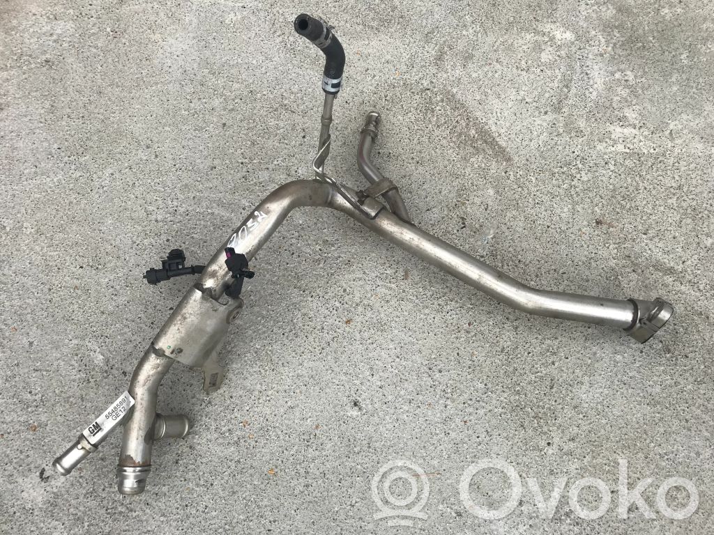 Opel Insignia A Engine coolant pipe/hose 