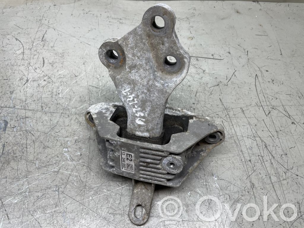 Opel Astra J Engine mount bracket 
