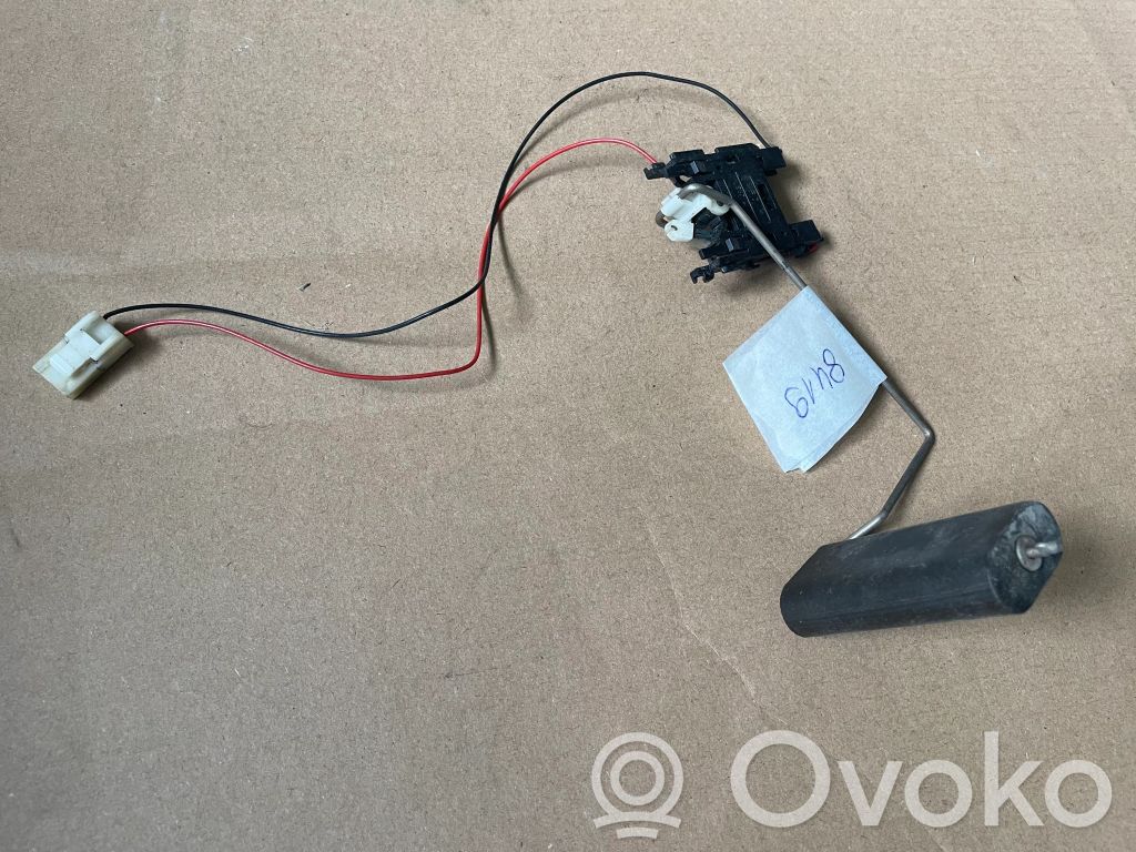 Opel Astra H Fuel level sensor 