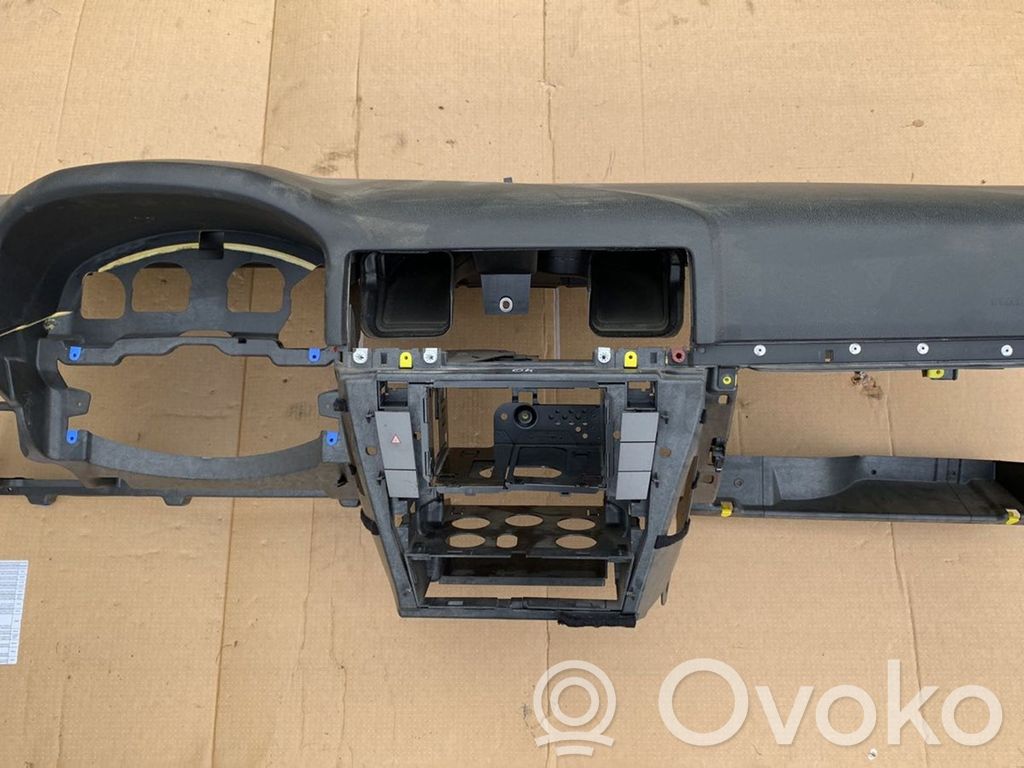 Opel Vectra C Panel de instrumentos 