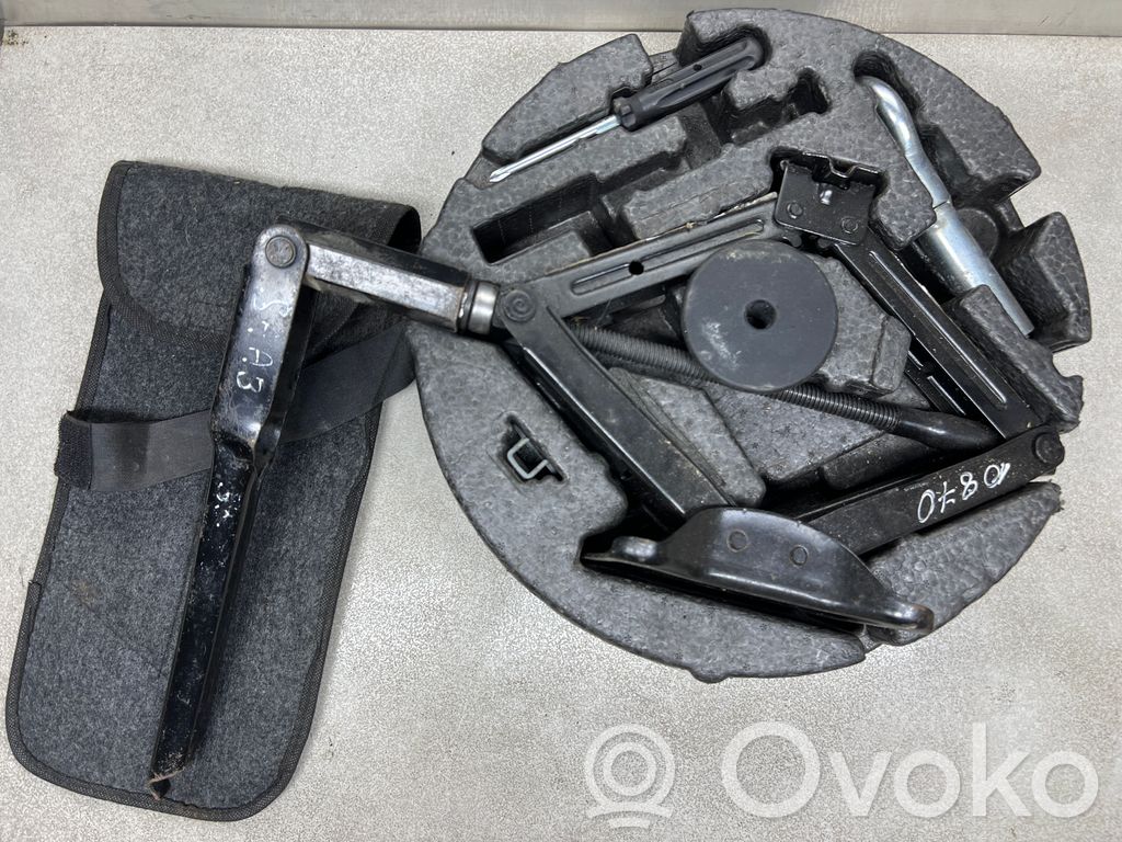 Opel Insignia A Tool set 