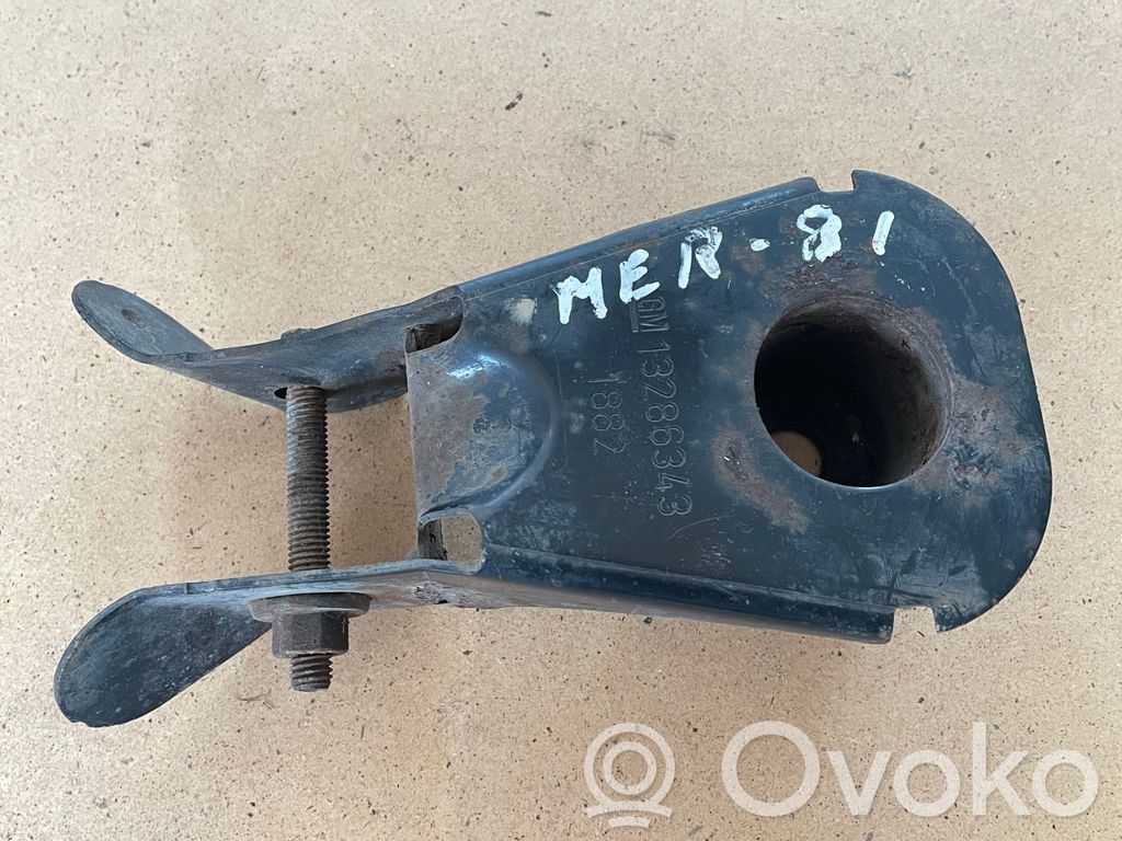 Opel Meriva B Suport montare bară față 