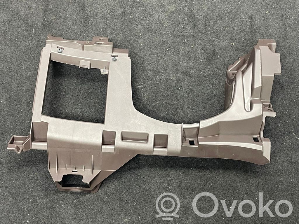 Opel Astra J Daiktadėžės (bordačioko) remas 