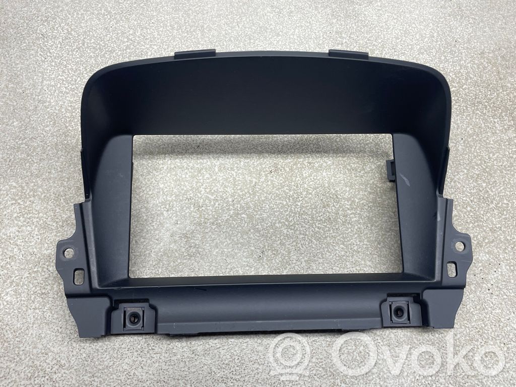 Opel Zafira C Rămă unitate radio/GPS 