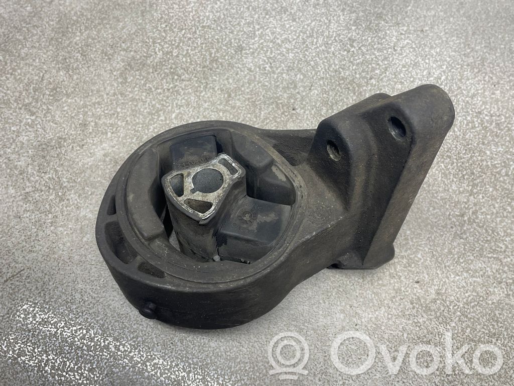 Opel Insignia A Engine mount bracket 
