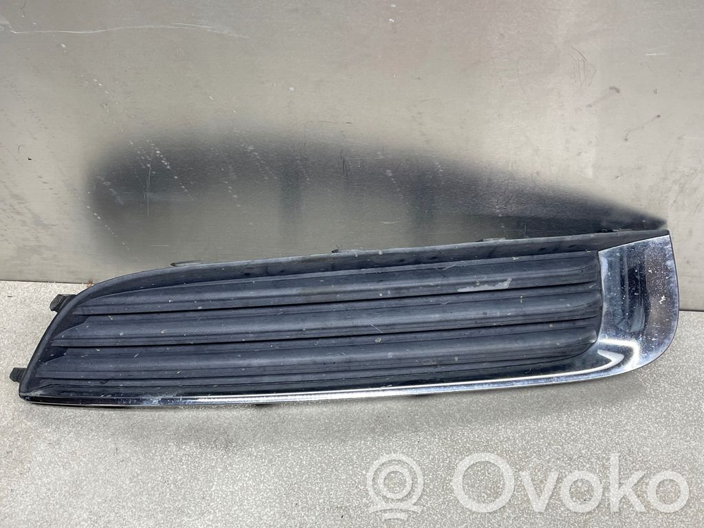 Opel Insignia A Etusumuvalon ritilä 