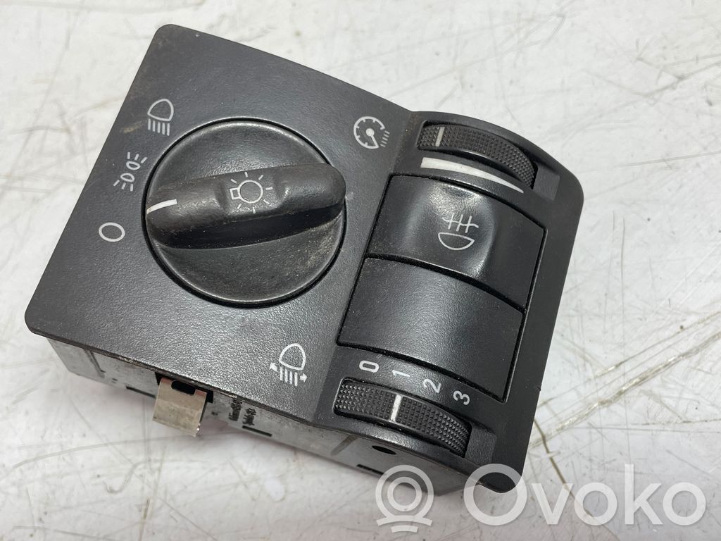 Opel Combo C Light switch 
