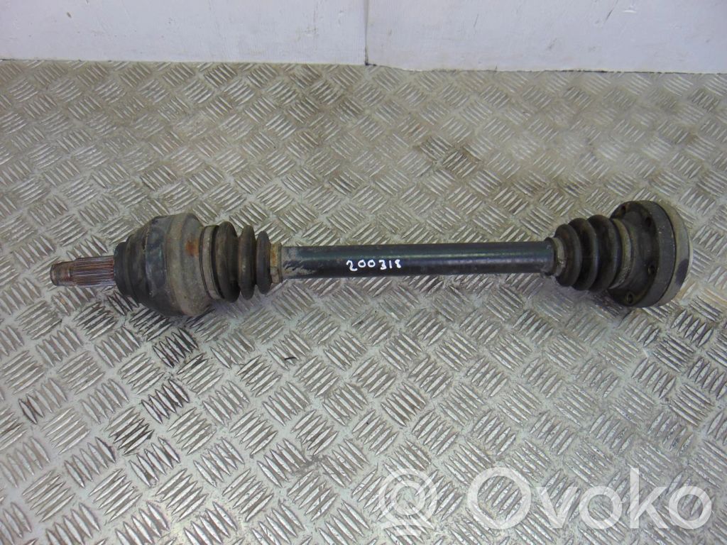 BMW 7 E65 E66 Kardanas komplekte 