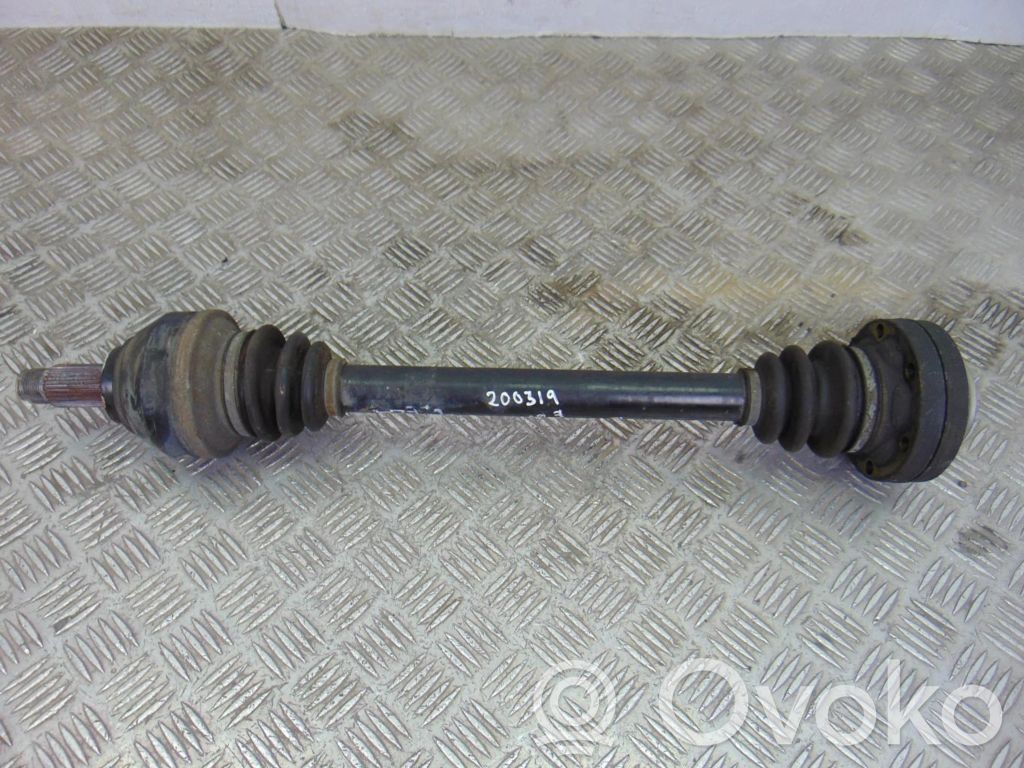 BMW 7 E65 E66 Kardanas komplekte 