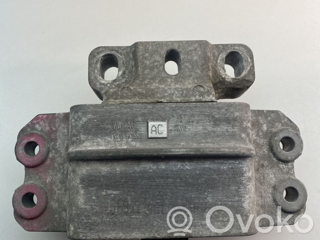 Audi A3 S3 A3 Sportback 8P Engine mount bracket 