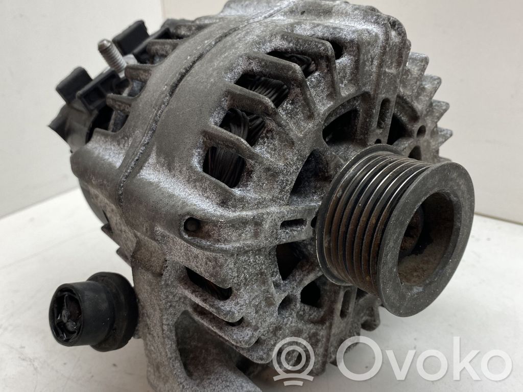 BMW 5 F10 F11 Ģenerators 