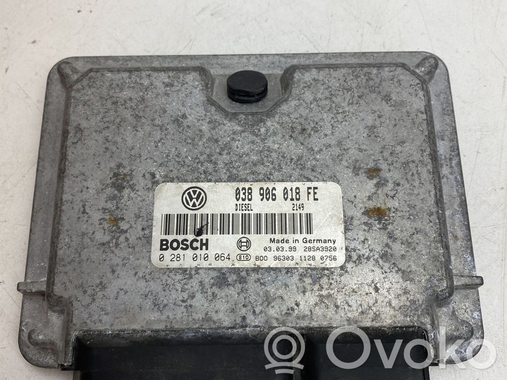 Volkswagen PASSAT B5 Engine control unit/module 