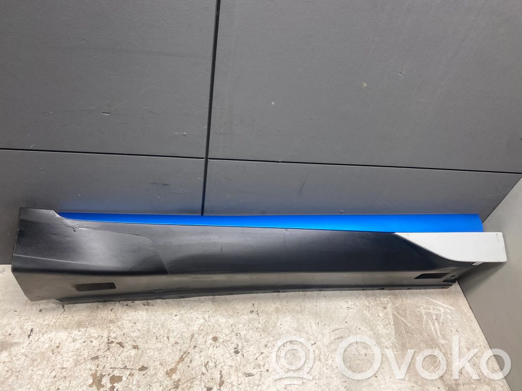 BMW i3 Slenkstis 