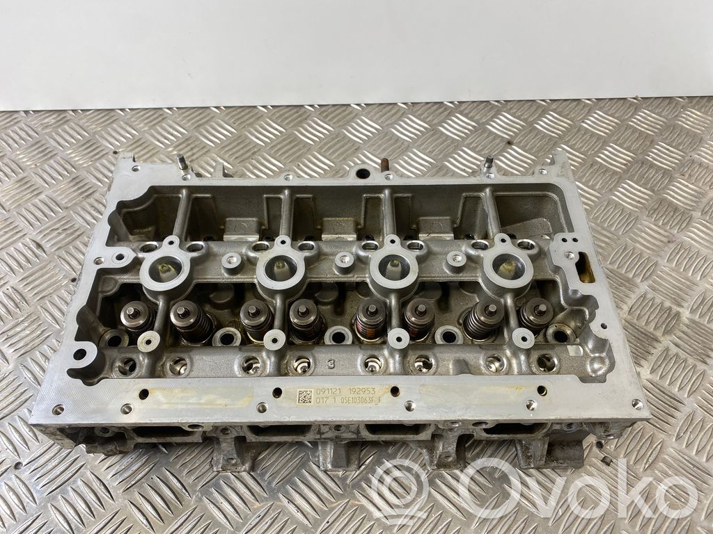 Volkswagen Tiguan Engine head 