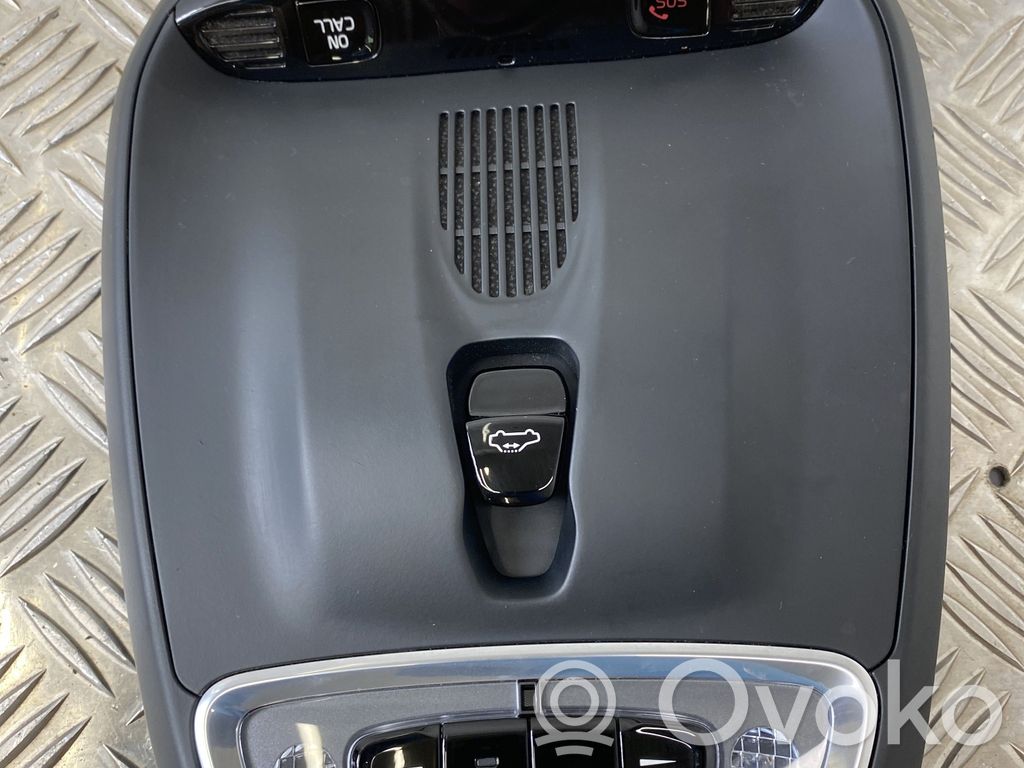 Volvo XC60 Front seat light 