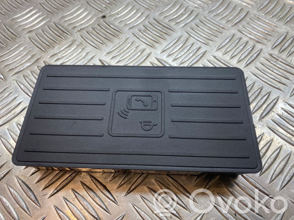 Audi A3 8Y Wireless charging module 