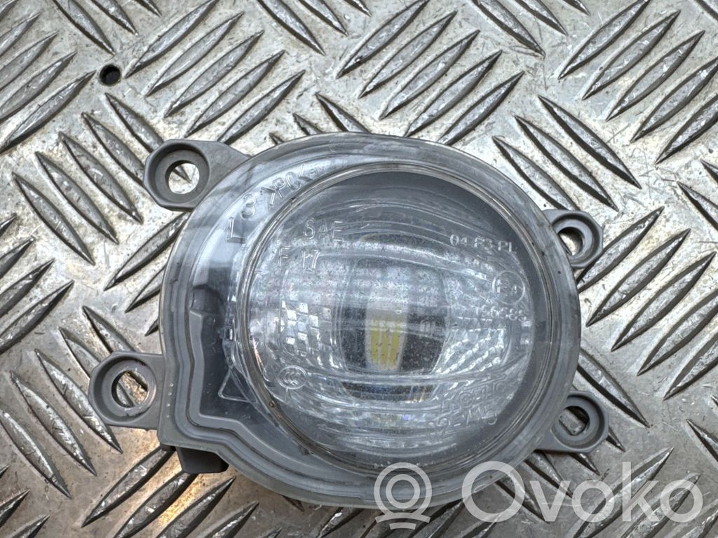 Miglas lukturis priekšā