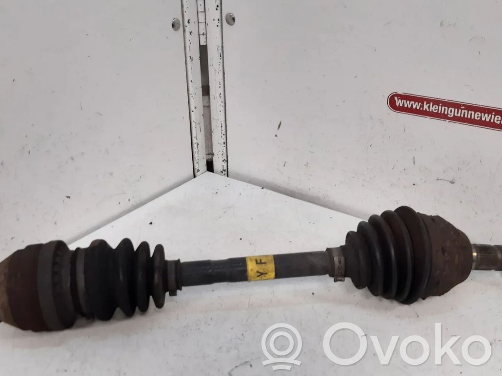 Opel Meriva B Półoś przednia 